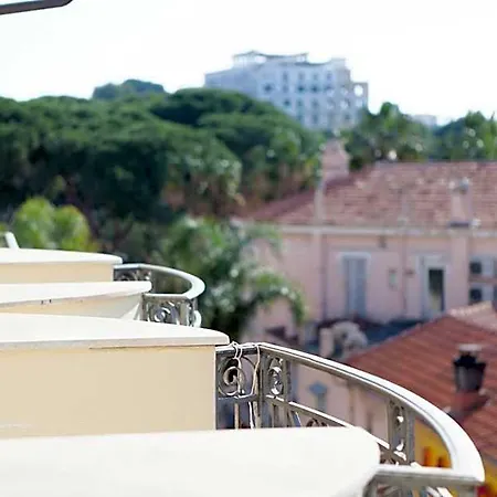 Hotel D'elsa 3*