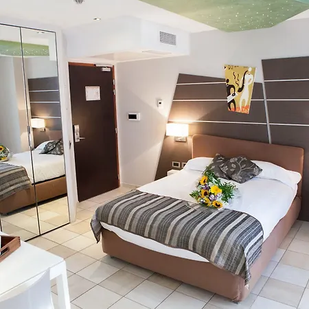 D'elsa Hotel 3*