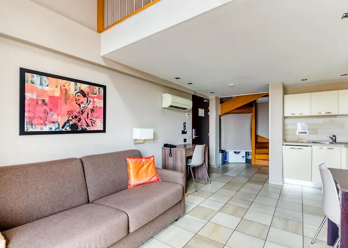 Hotel D'elsa Juan-les-Pins