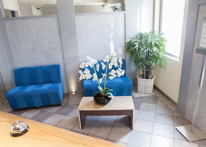 D'elsa Ζουάν λε Πιν