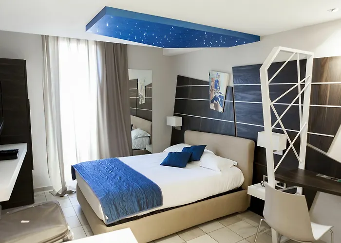 Hotel D'elsa Juan-les-Pins